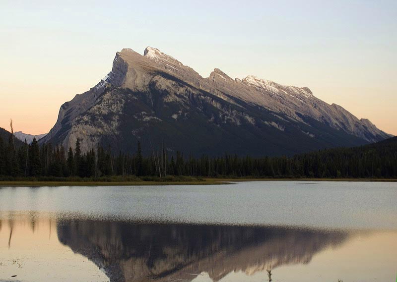 080914_105_banff