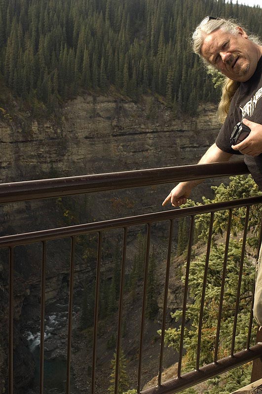 080918_29_crescentfallsroad