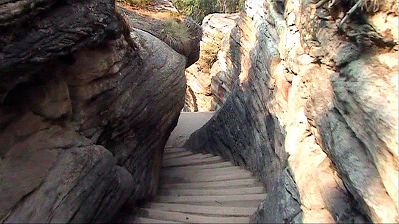 080919_058_1athabascafalls