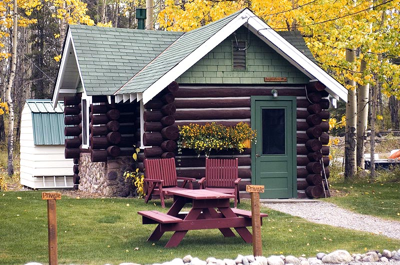 080919_065_cabinpatricialake