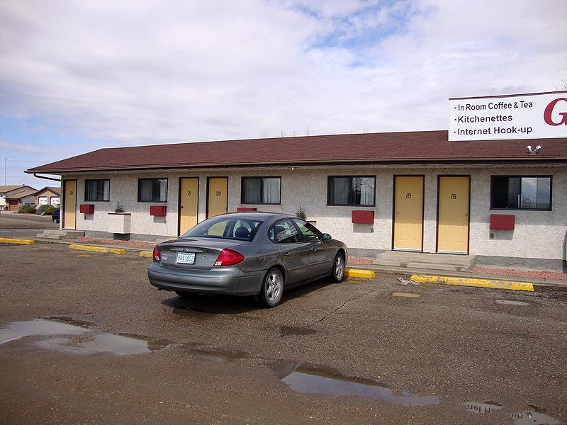 090412_04_motel