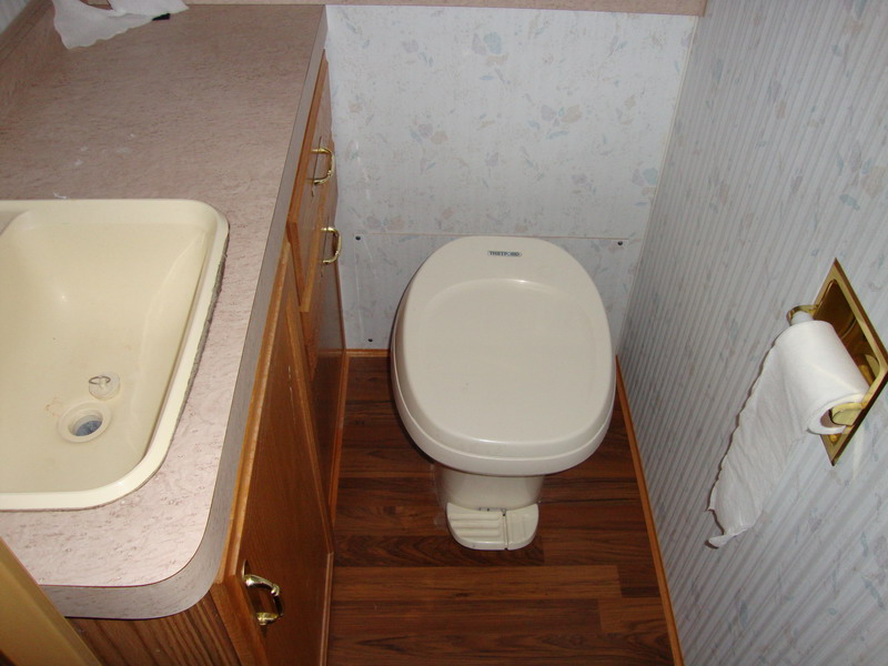 090425_35_motorhome