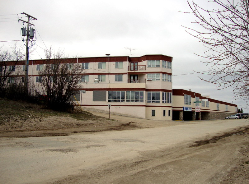 090507_20_manitoubeach