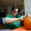 091030_20_carvingpumpkins_with_alison