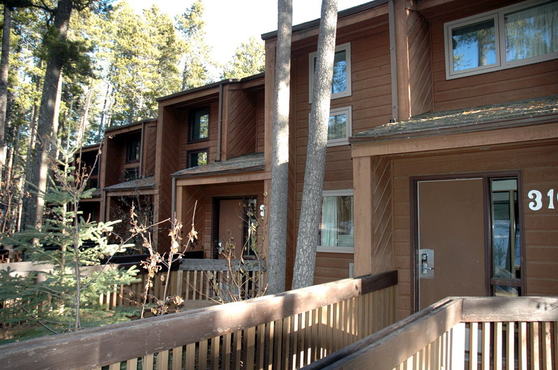 091121_21_cypress_condo