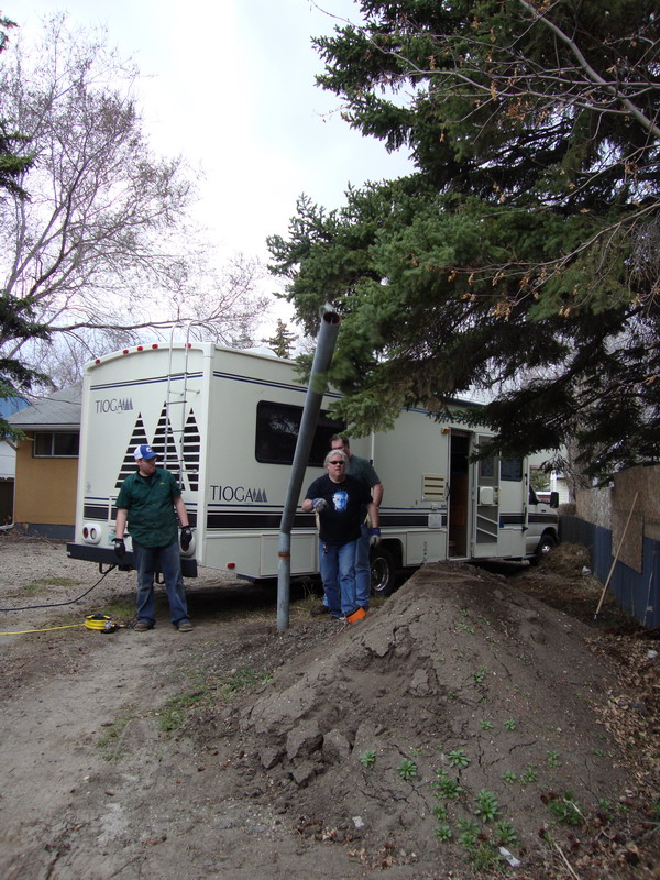 090504_grindingpole3