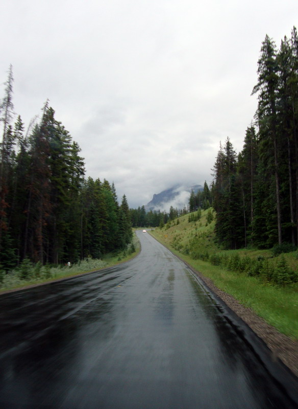 090713_10_tunnelmountain