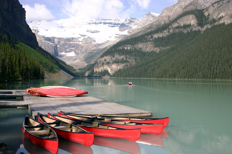 090716_001t1_lakelouise