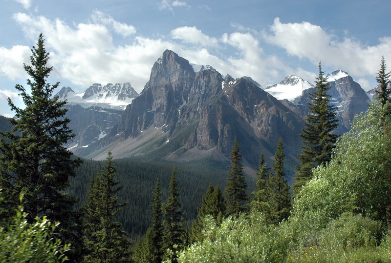 090716_024_valleyofthetenpeaks