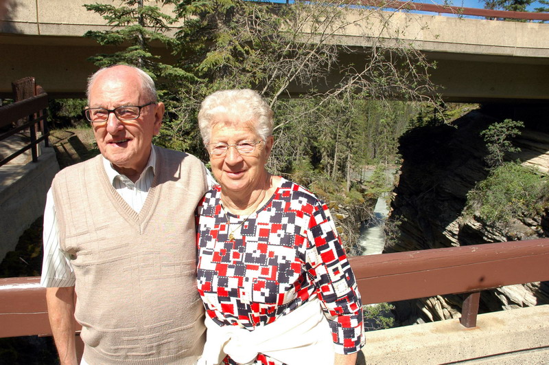 090720_011_athabascafalls