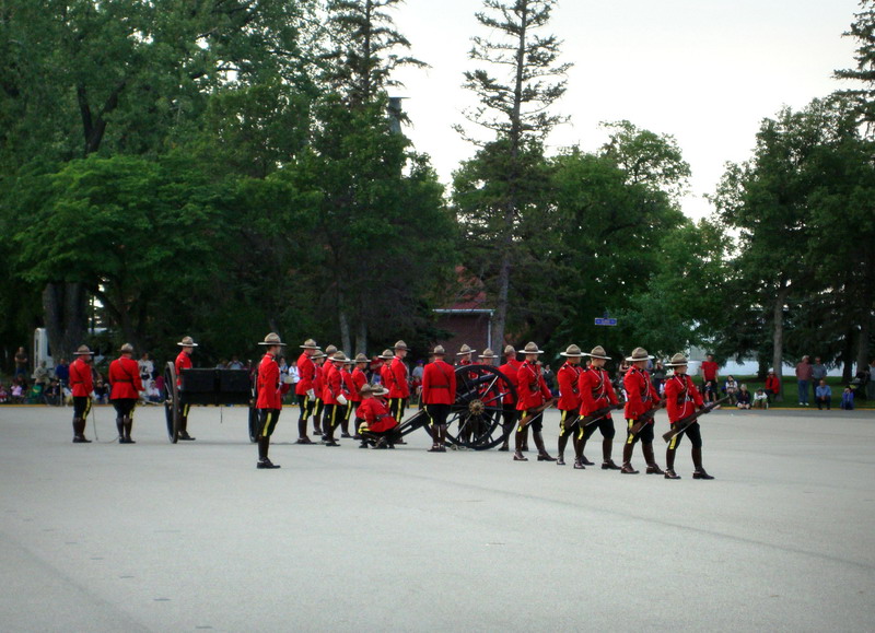 090728_18_rcmp_sunsetceremony