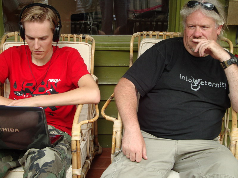 090802_06_home