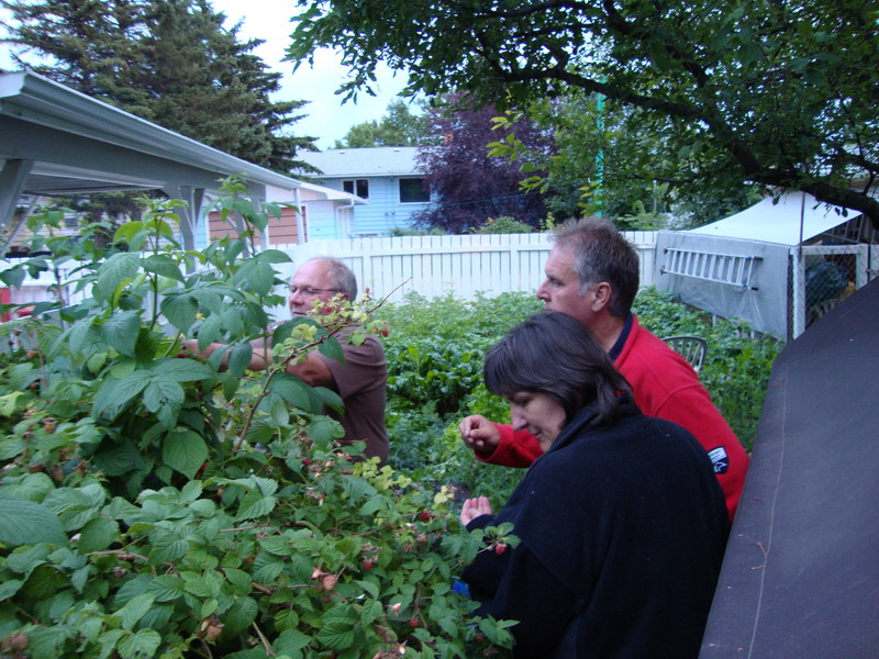 090804_37_stephensons_ken_rita_ton