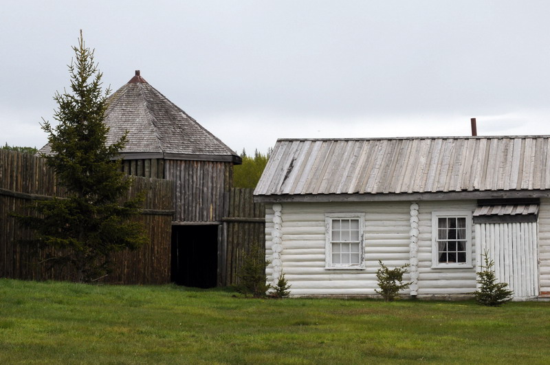100604_080_cypresshills_fortwalsh