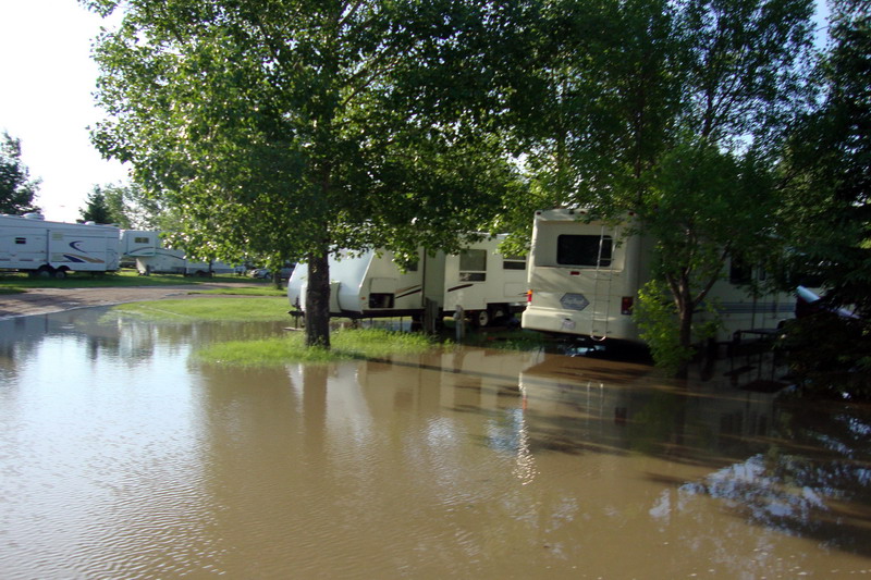 100630_06_16westrvparksaskatoon