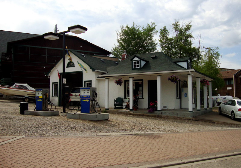 100630_37_waskesiu