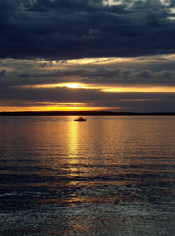 100701_68_waskesiusunset