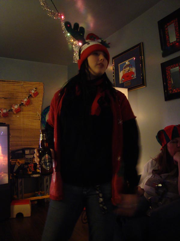 101204_06_uglyxmassweaterparty_rachel