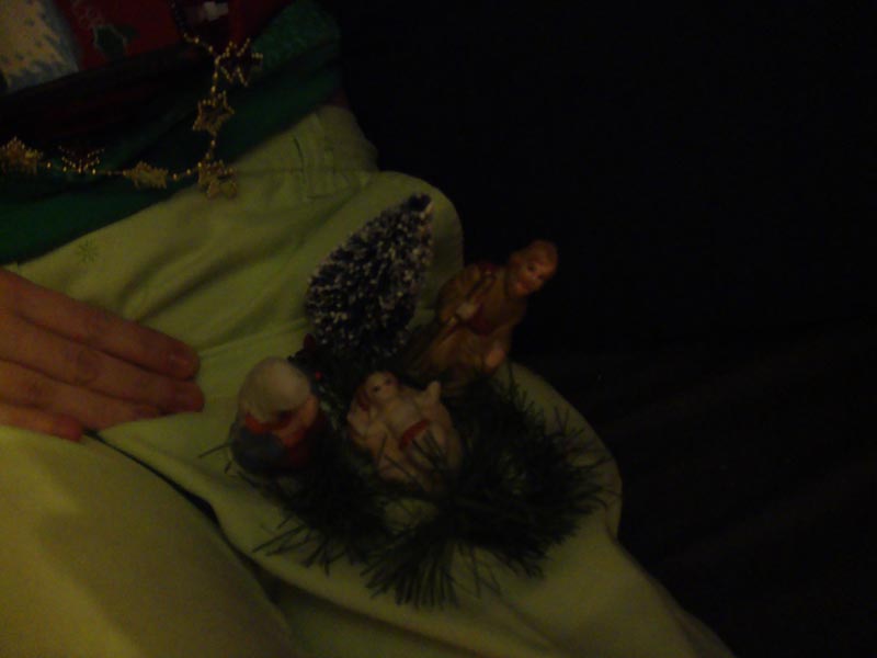 101204_10_uglyxmassweaterparty