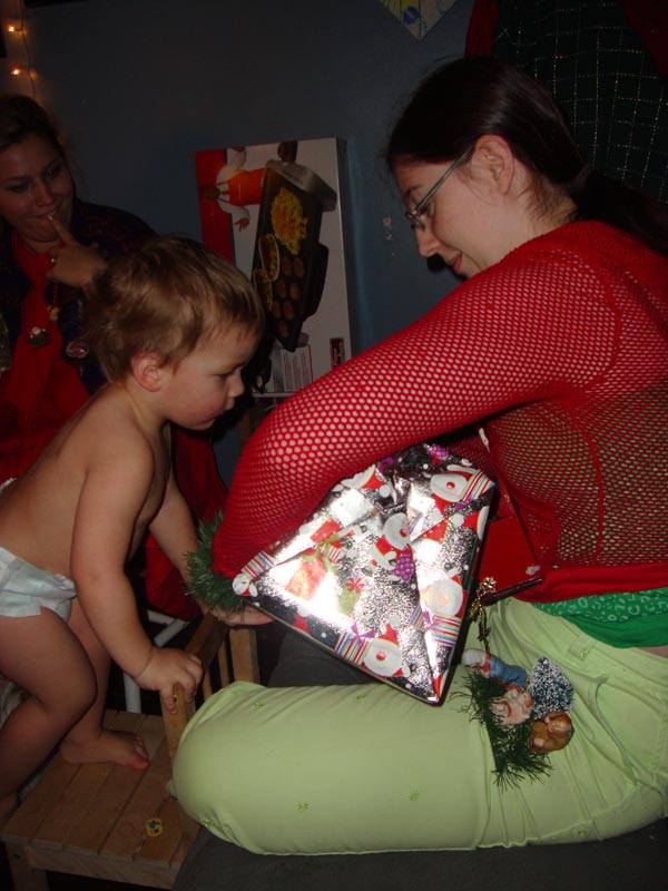 101204_20_uglyxmassweaterparty