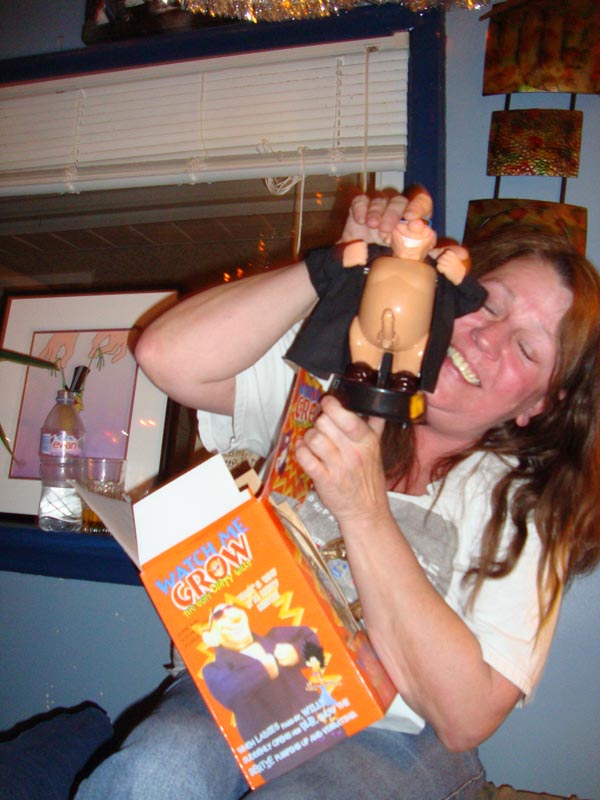 101204_37_uglyxmassweaterparty_charlene