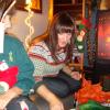 101204_40_uglyxmassweaterparty_alicia