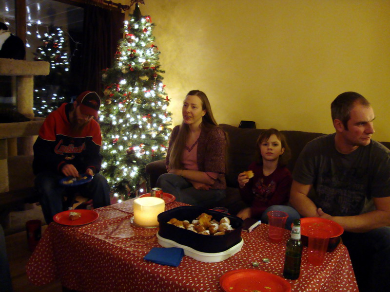 101231_02_ny_randy_kristin_amber_tim