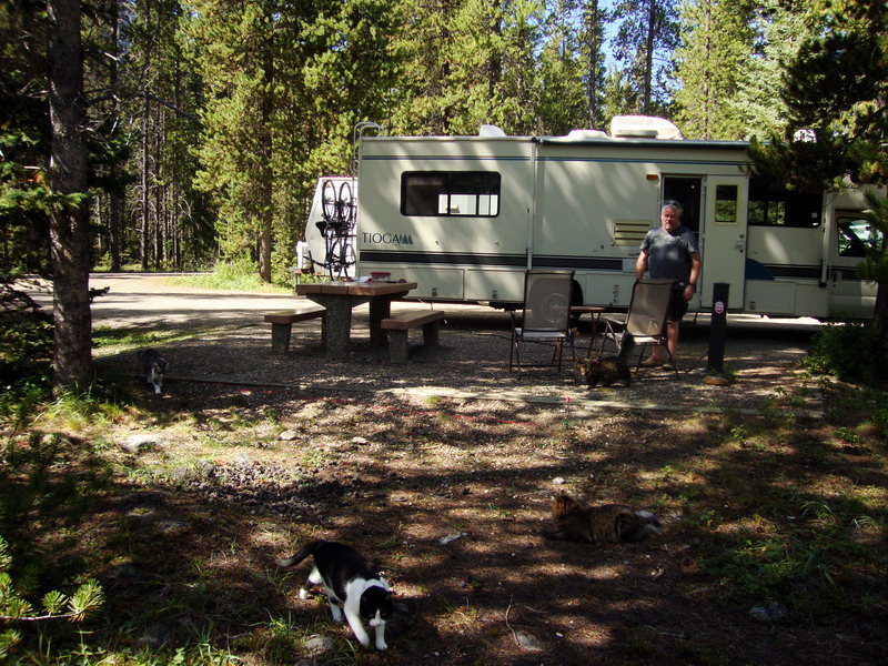 100825_118_lakelouisecg