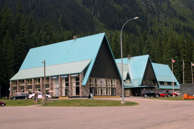 100826_053_rogerspass