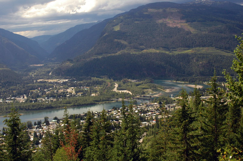 100826_073_revelstoke