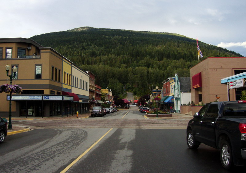100826_092_revelstoke