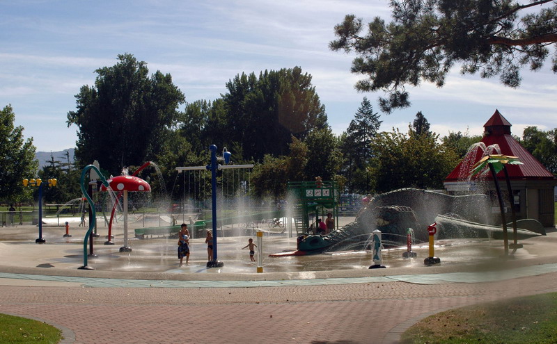 100902_082_kelowna