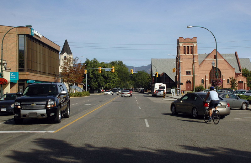 100902_094_kelowna