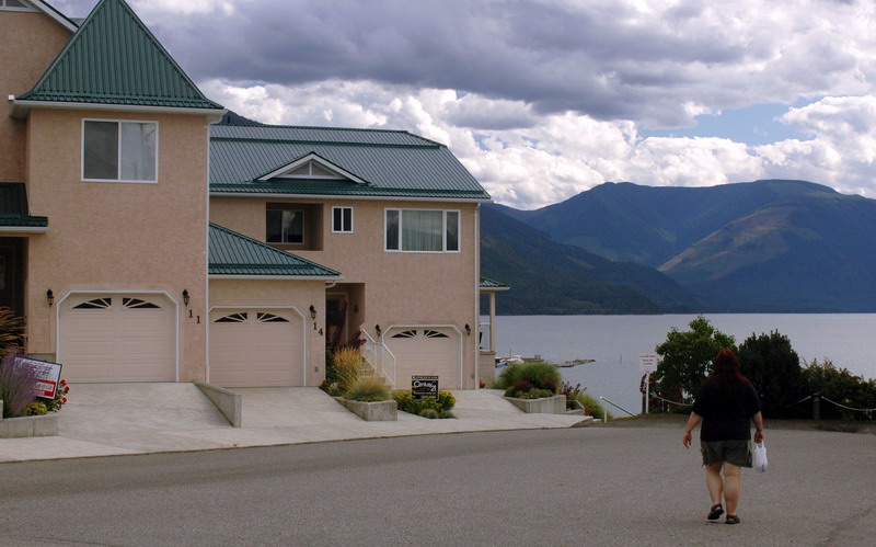 100904_10_nakusp