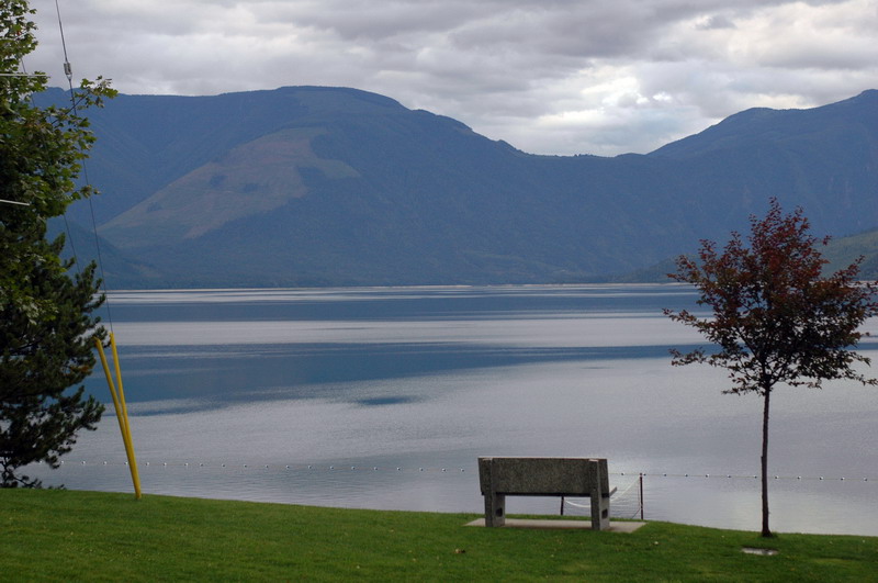 100905_009_nakusp