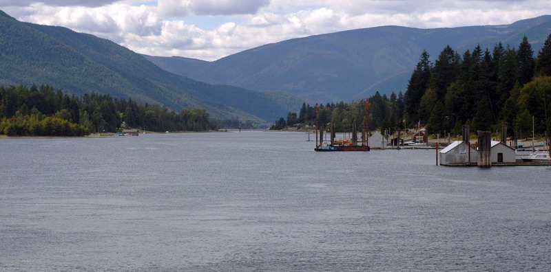 100905_081_kootenaylakeferry