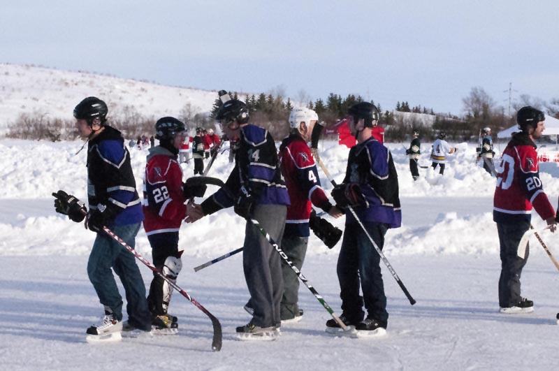 110212_14_prairie_hockey_wascana_lake
