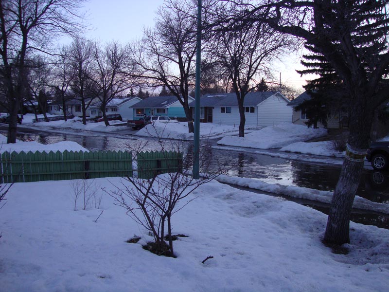 110331_18_lakefront