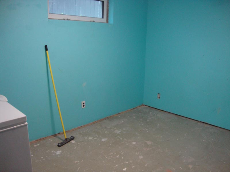 110611_04_officeoverhaul