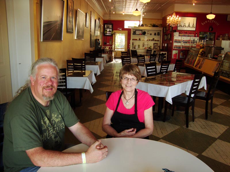 110618_27_gravelbourg_nico_toos