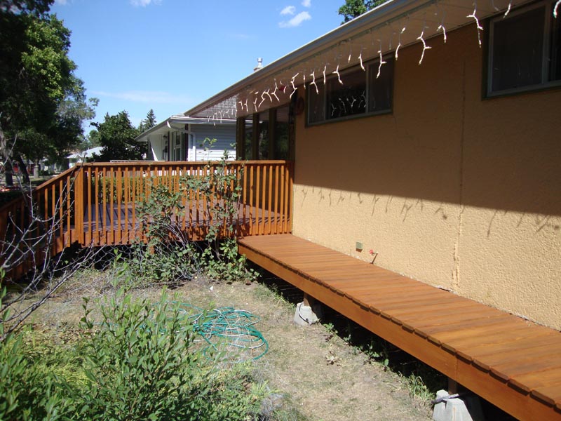 110823_13_deck