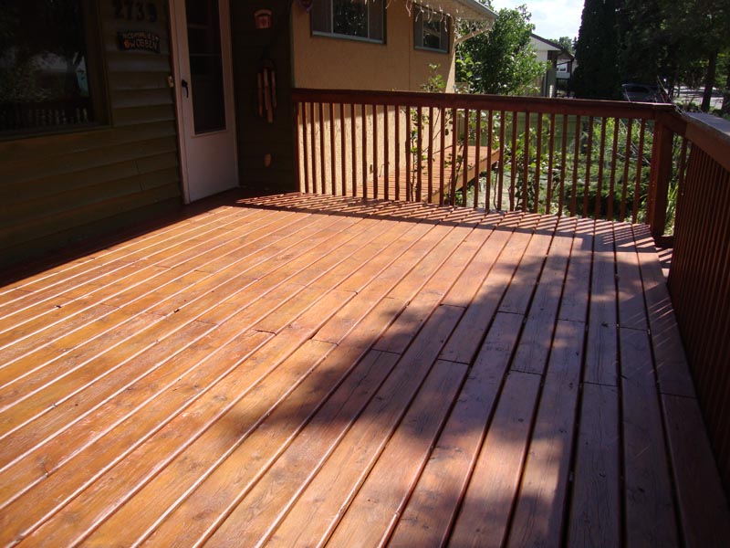 110823_16_deck