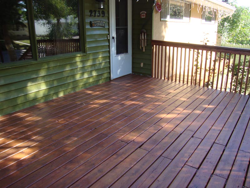 110824_01_deck