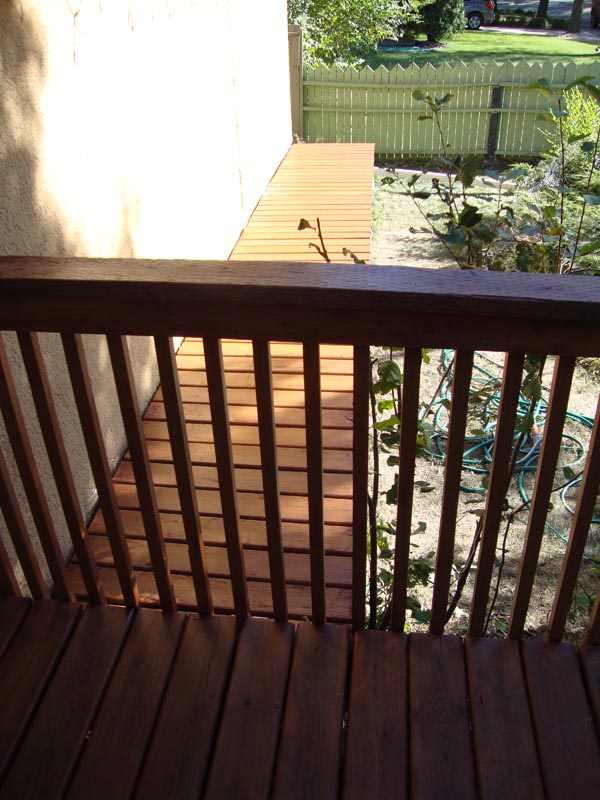 110824_03_deck