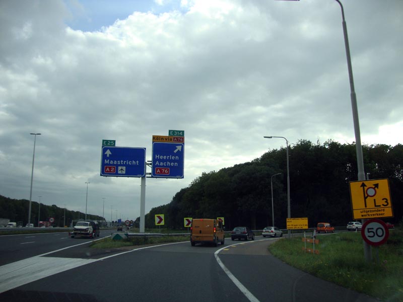 110922_021_ontheroad