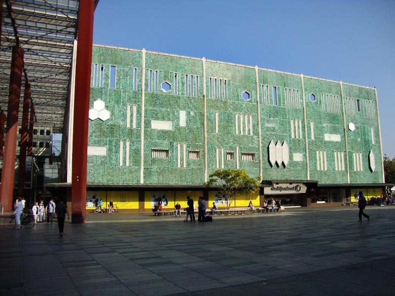 110928_012_eindhoven