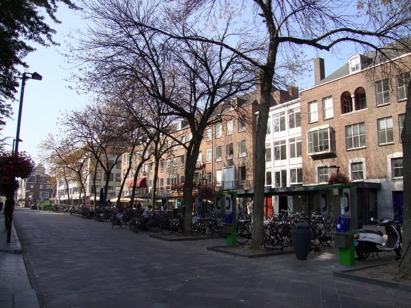 110928_030_eindhoven