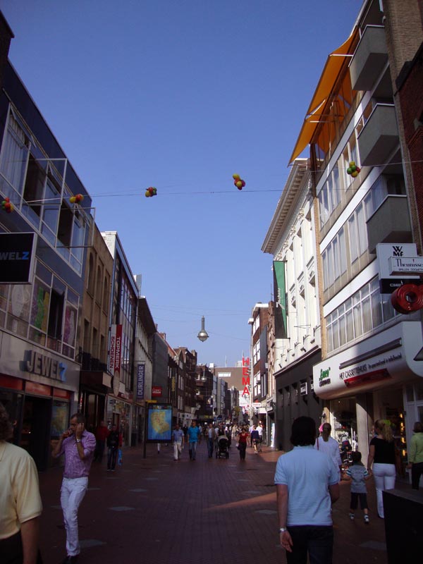 110928_031_eindhoven
