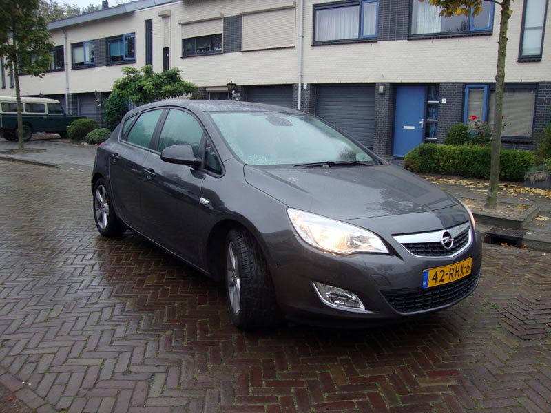 111004_002_eindhoven_rentalcar