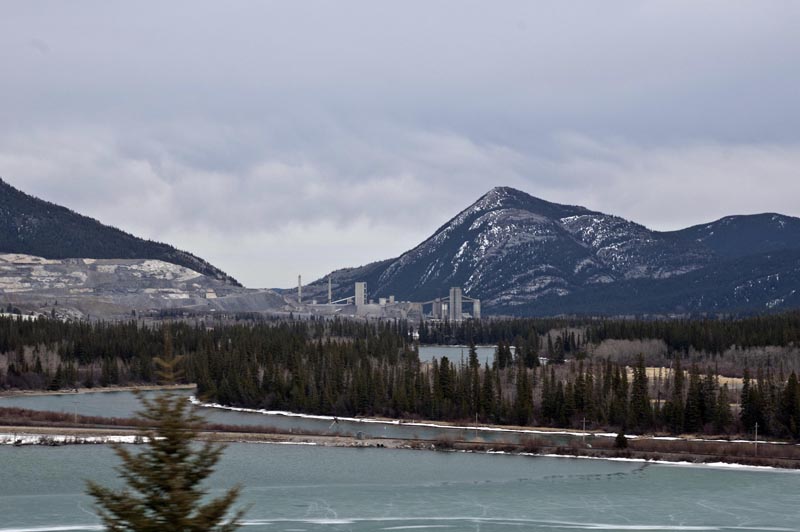 110502_051_eastofcanmore